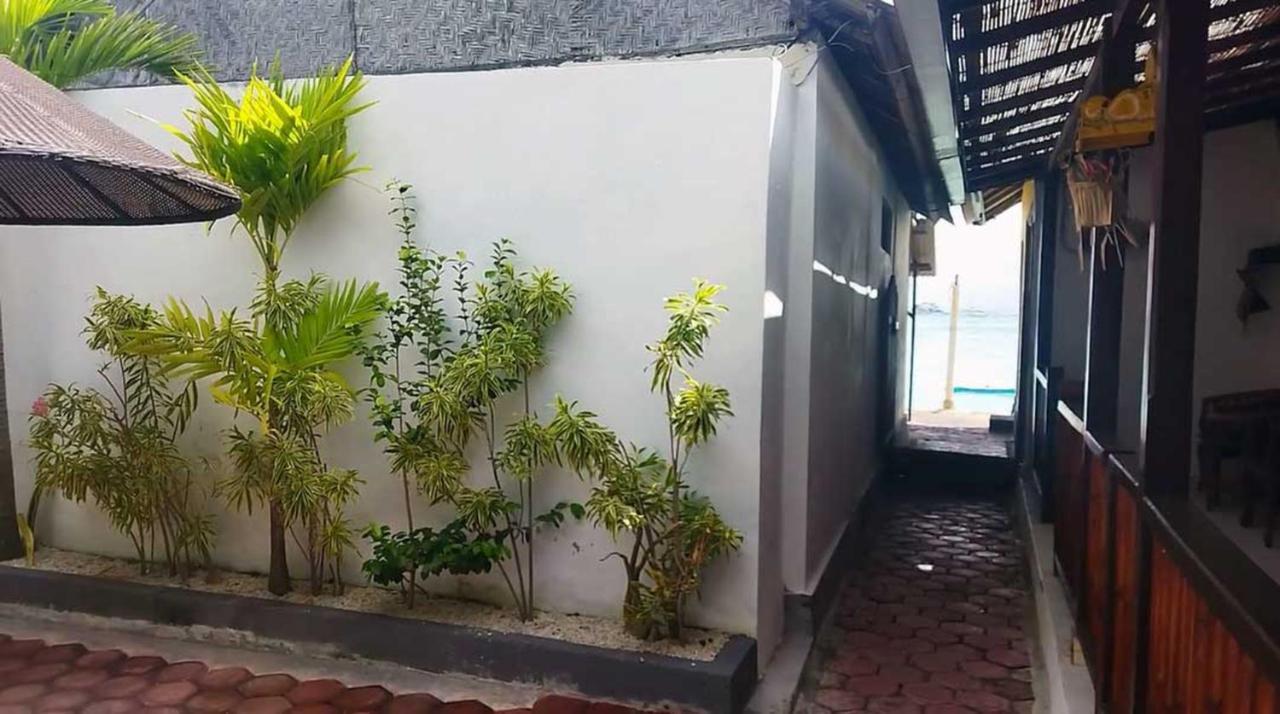 Pantai Bungalow Lembongan Island Экстерьер фото