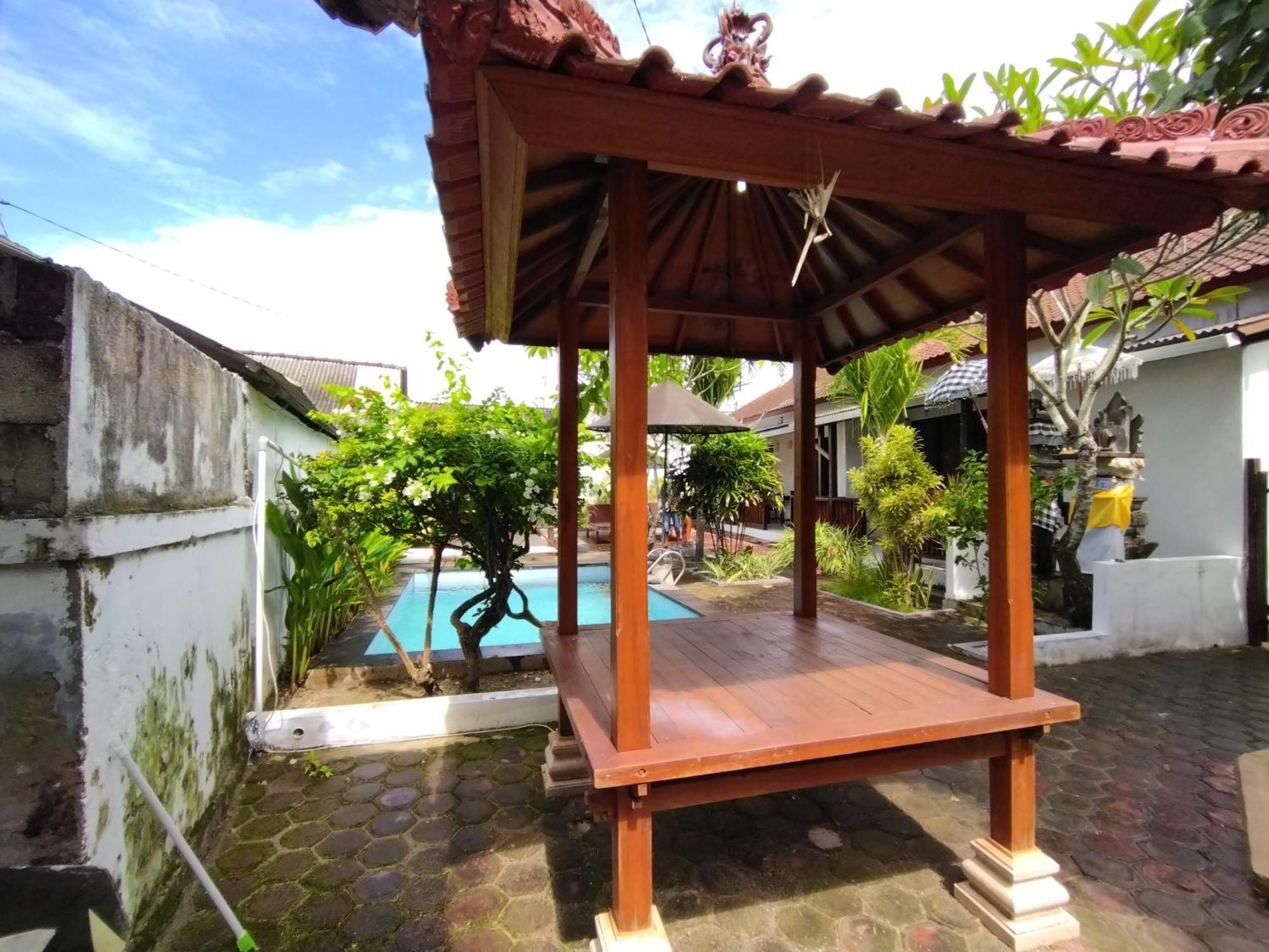 Pantai Bungalow Lembongan Island Экстерьер фото