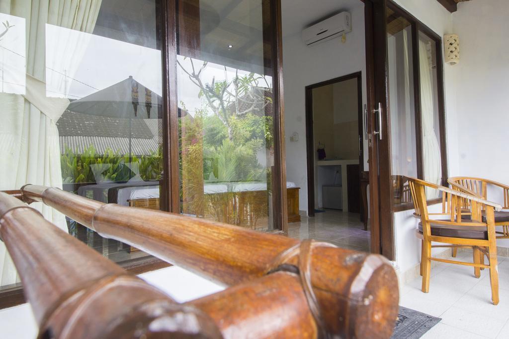 Pantai Bungalow Lembongan Island Экстерьер фото