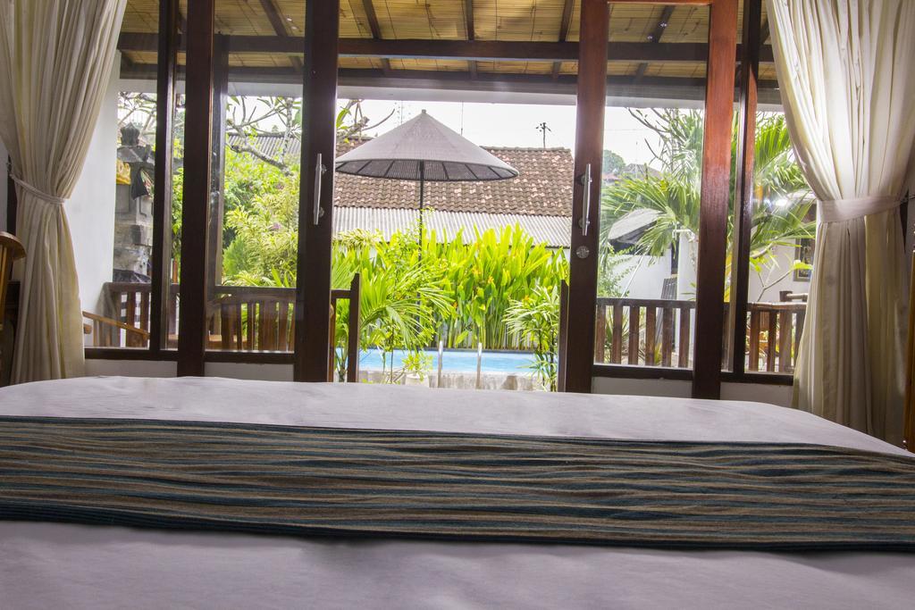 Pantai Bungalow Lembongan Island Экстерьер фото